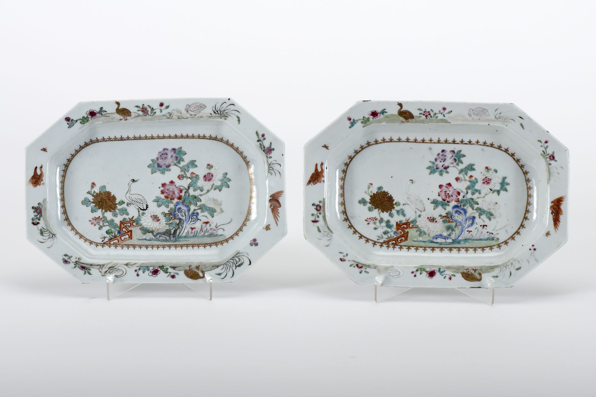 A pair of octagonal tureen platters