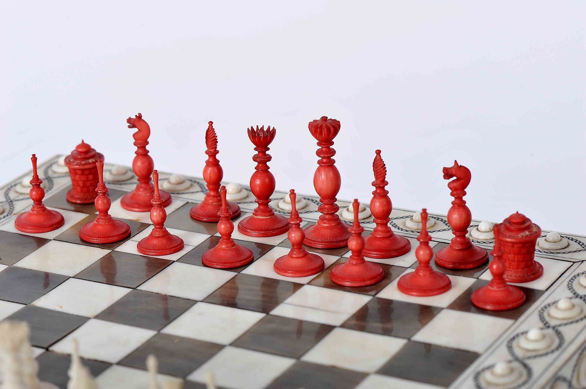 A miniature Game Table with miniature Chess Pieces - Bild 4 aus 10