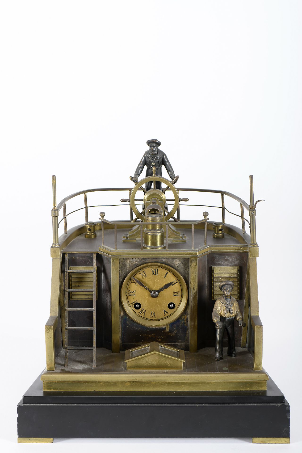 A Table Clock/Automaton “AfterCastle"