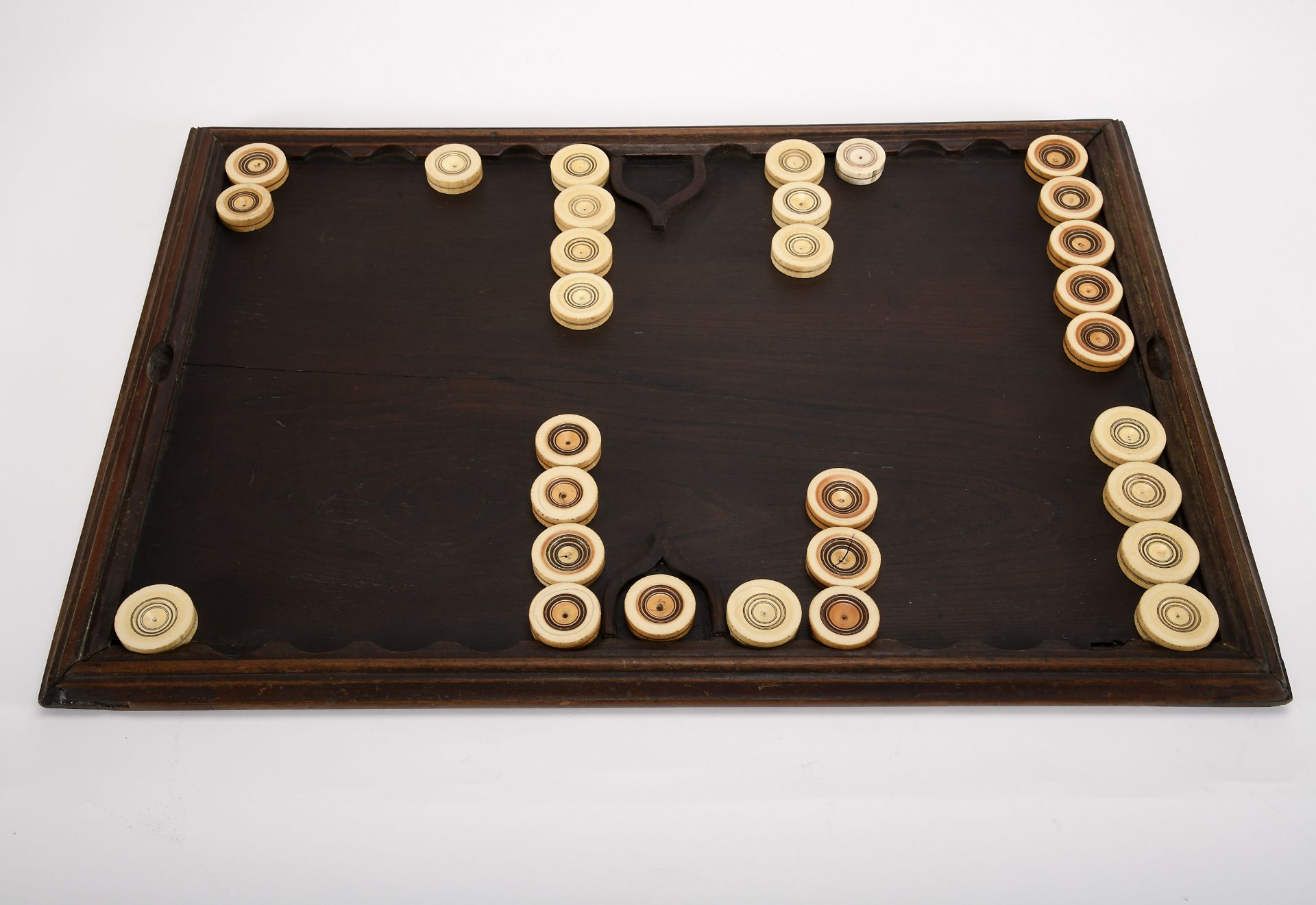 A Backgammon and Chess board (double-sided) - Image 6 of 6