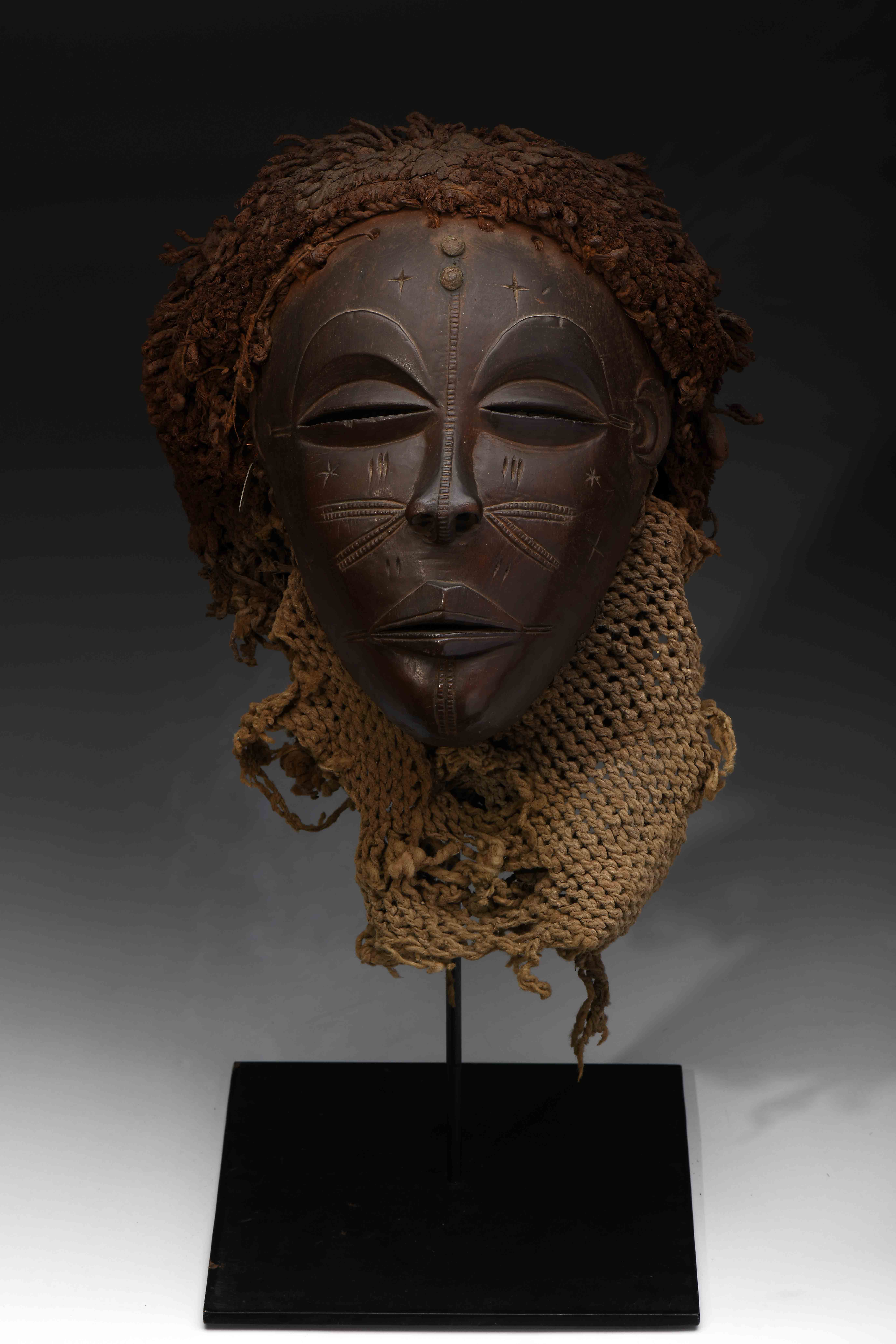 A «Mwana Pwo» Mask