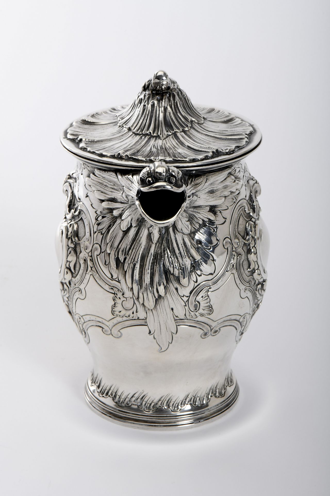 A pitcher with cover - Image 4 of 4
