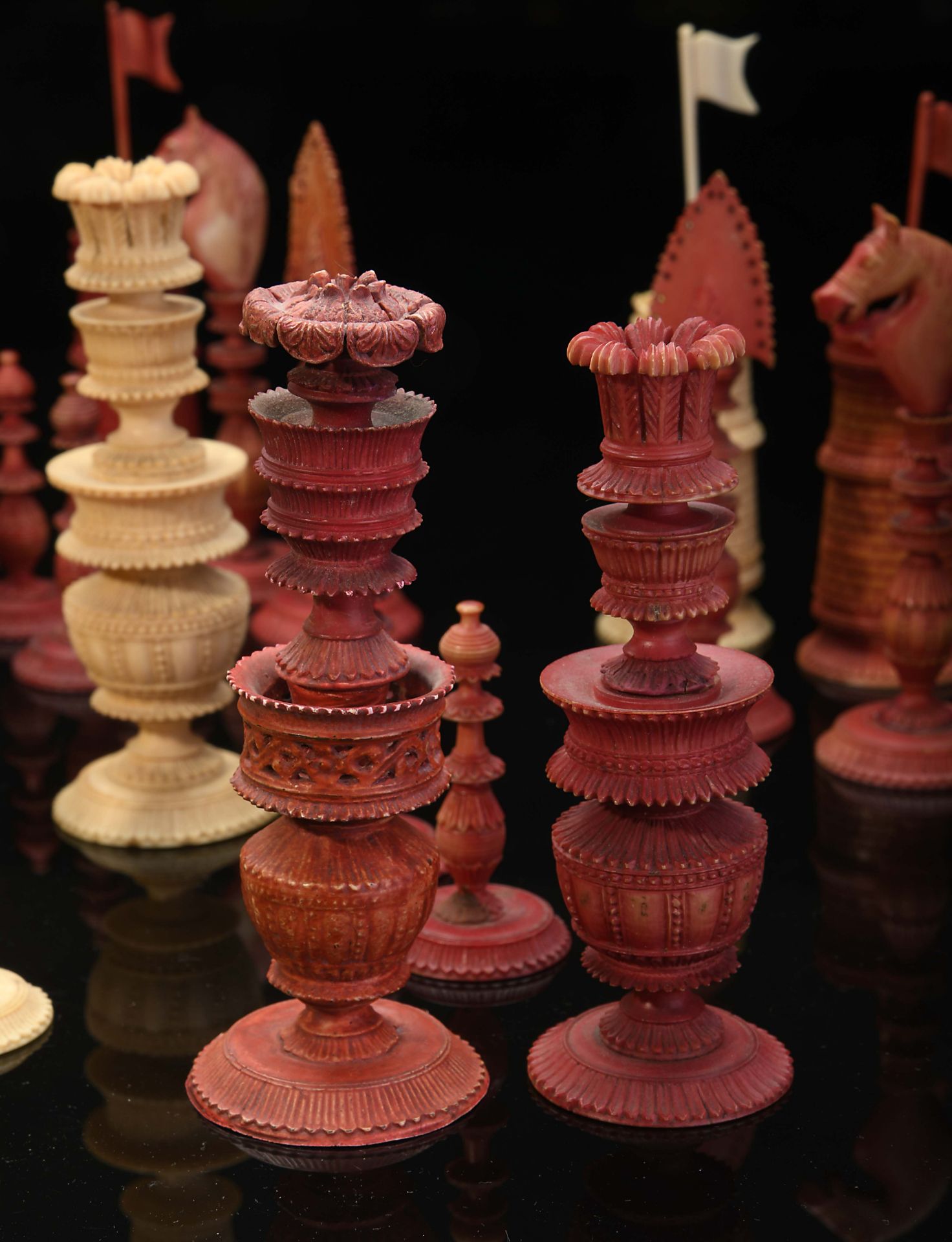 Chess pieces - Image 3 of 4