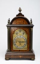 A table clock