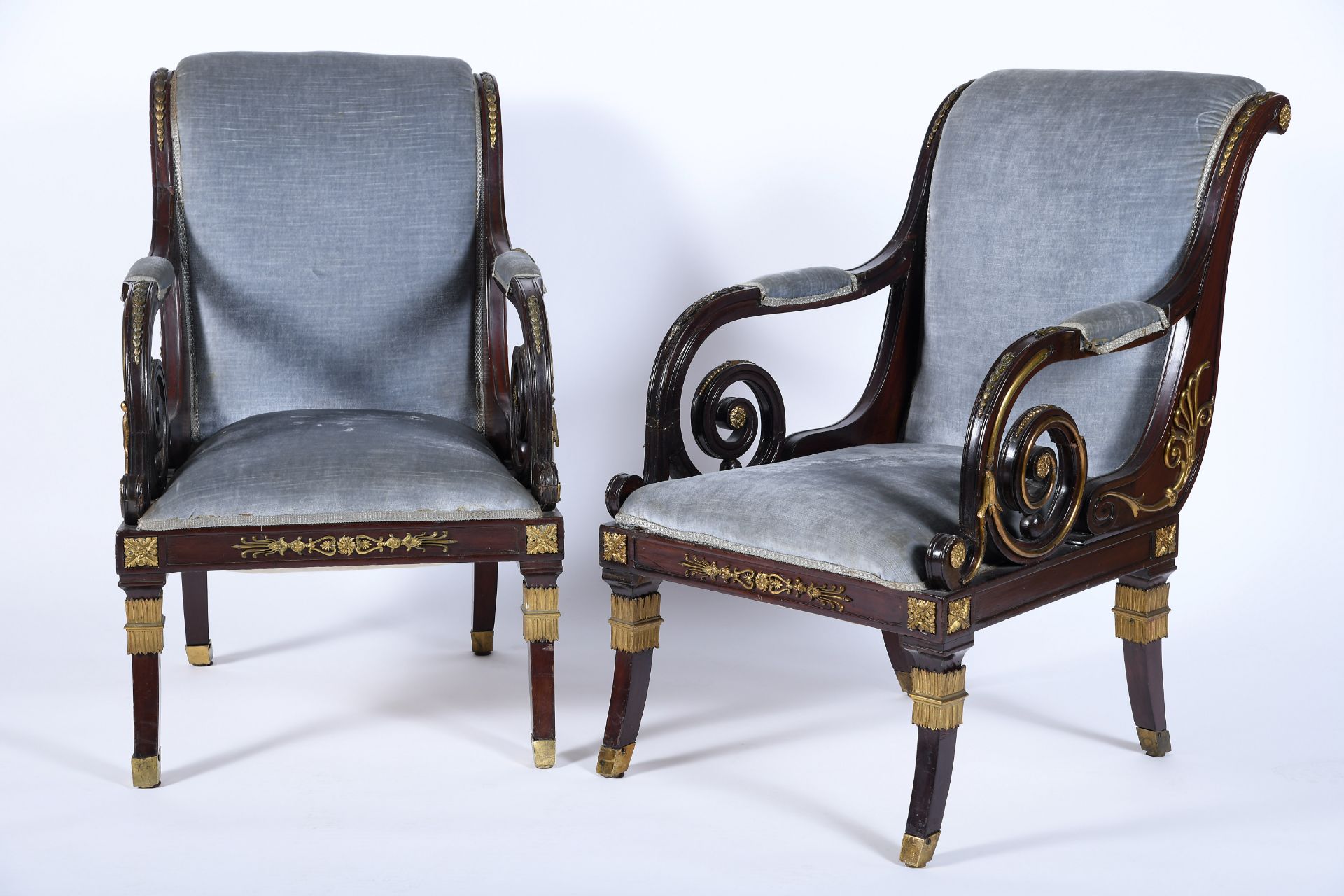 A pair of “Gondole” armchairs