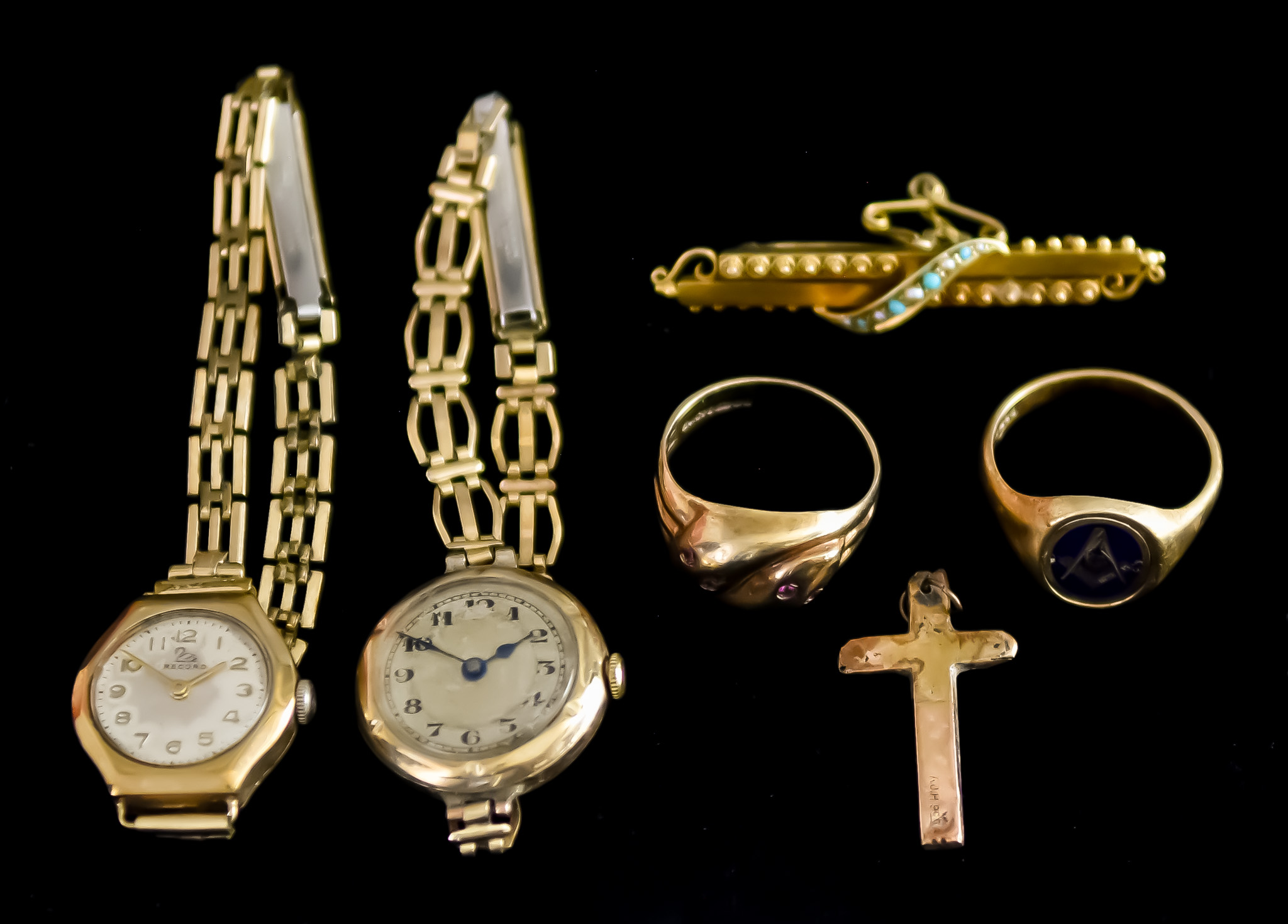 A Mixed Lot of Gold Jewellery, 20th Century, comprising - a 9ct gold gentleman's snake ring, size T,