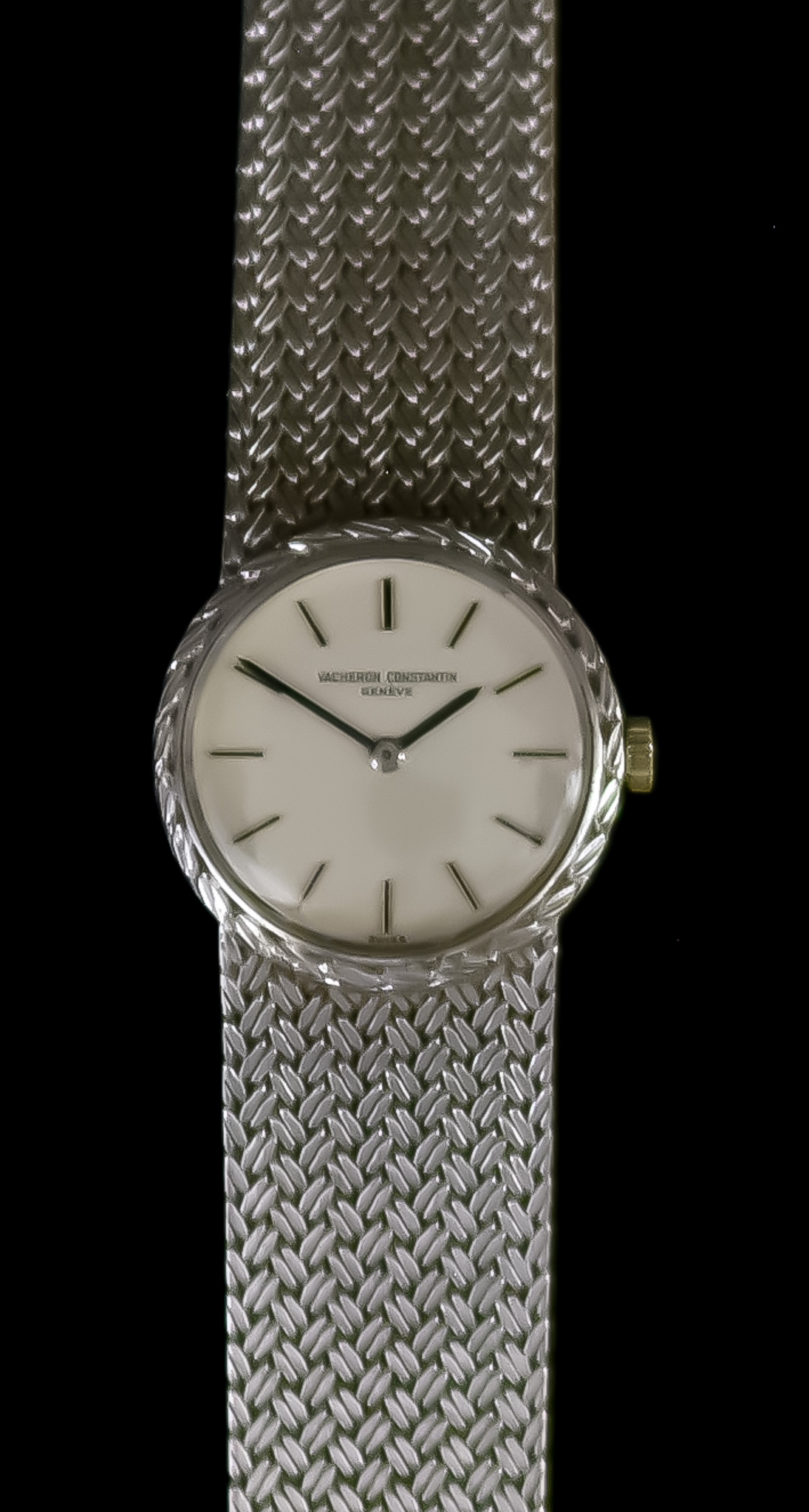 An 18ct White Gold Lady's Manual Wind Wristwatch by Vacheron Constantiene, 18ct white gold case,