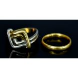 Two Gold Rings, including a 22ct gold wedding band, size P, weight 4.1g, and a gentleman's bi-colour