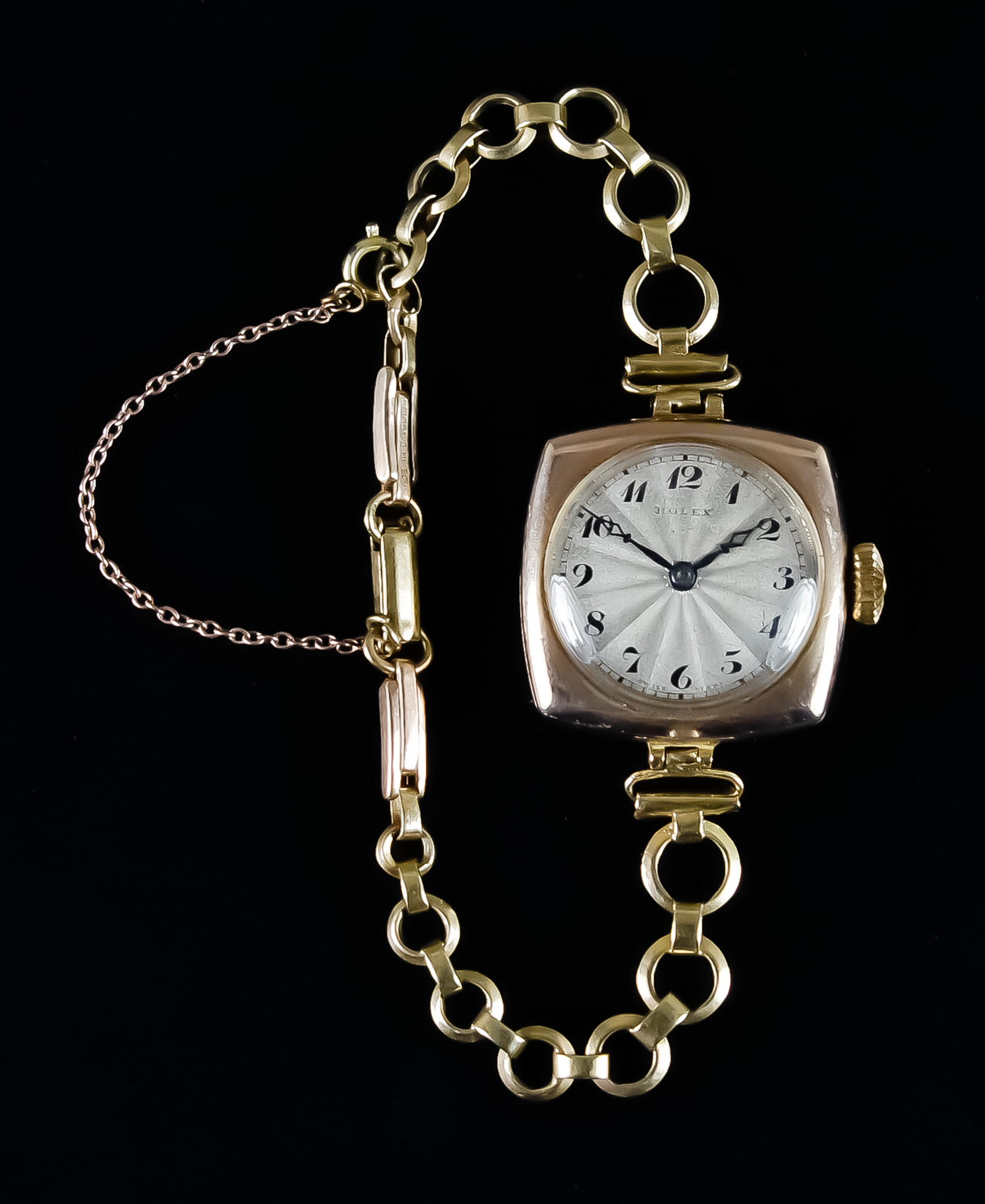 A Lady's 9ct Gold Manual Wind Wristwatch, Early 20th Century by Rolex, 36mm diameter case,