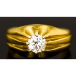 An 18ct Gold Gentleman's "Gypsy" Ring, Modern, set with a central brilliant cut white diamond,