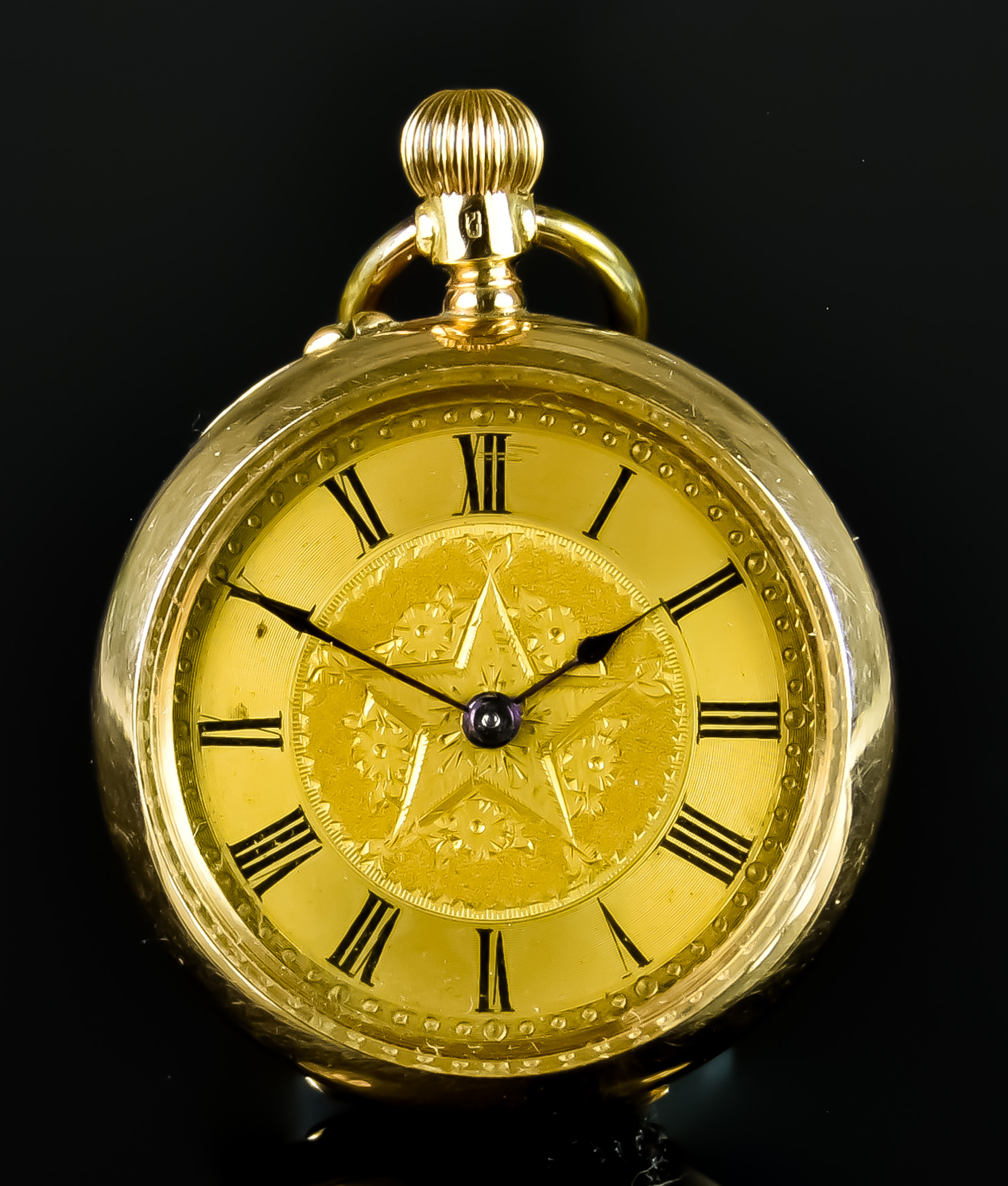 A Lady's Continental 18ct Gold Cased Fob Watch, 20th Century, case 34mm diameter, gold coloured dial