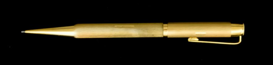 A 9ct Gold Propelling Pencil, by Yard O Lead, 125mm overall, gross weight 26.5g, in fitted case with