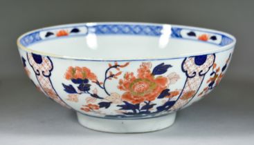 A Chinese Imari Porcelain Bowl, 19th Century, painted in under glazed blue and over glazed red and