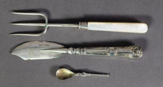 THREE PIECES OF WILLIAM IV AND LATER SILVER SERVING CUTLERY, comprising: BUTTER KNIFE WITH FILLED