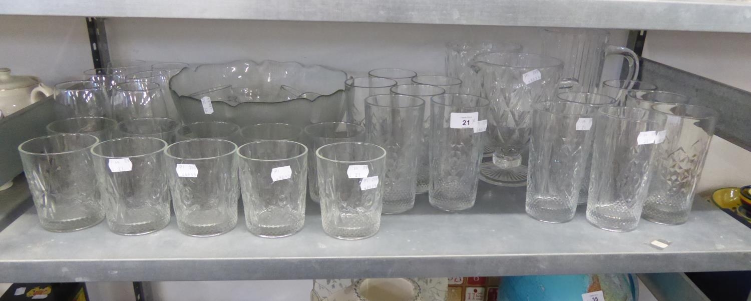 COLLECTION OF MODERN GLASS WARES INCLUDING TWO PEDESTAL JUGS, ONE TALL JUG, 12 HIGH BALL GLASSES, 12