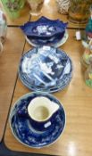 SMALL GROUP OF ASSORTED BLUE AND WHITE CERAMICS TO INCLUDE; DINNER PLATES, BOWLS AND DISHES (