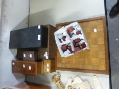 COLLECTION OF GLOVE AND OTHER BOXES, PLUS WOODEN DRAFTS BOARD AND DRAFTS (QUANTITY)