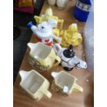 SMALL GROUP OF NOVELTY TEA POTS, THE WHITE RABBIT, HUMPTY DUMPTY, PLUS GRADUATED SET OF CECIL