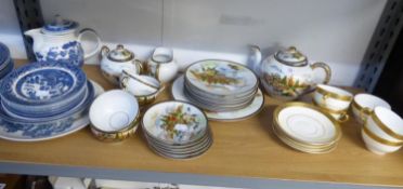 AN ORIENTAL TEA SERVICE FOR SIX PERSONS (LACKS TWO TEACUPS), 5 MINTON 'BUCKINGHAM' TEA CUPS AND