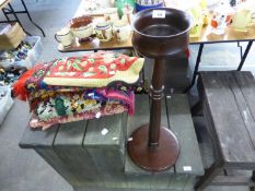 SMALL GROUP OF ASSORTED TEXTILES AND A WOODEN PLANT STAND