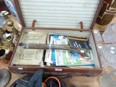 A VINTAGE SUITCASE WITH VARIOUS MAGAZINES AND NEWSPAPERS, TO INCLUDE MILITARY MAGAZINE AND REPLICA
