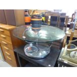 A STYLISH CHROME BASE COFFEE TABLE, WITH DOUBLE CIRCULAR GLASS TOP (ONE GLASS DETACHED)