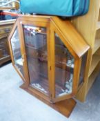 A GOOD QUALITY ART DECO WALNUTWOOD DISPLAY CABINET WITH FABULOUS OCTAGONAL SHAPE AND GLASS