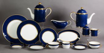 ONE HUNDRED AND SIX PIECE ‘RENAISSANCE CABARET’ PATTERN CHINA DINNER SERVICE BY FITZ AND FLOYD,