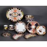 3 EARLY 19th CENTURY ENGLISH JAPAN DECORATED PORCELAIN, viz a saucer dish, slop bowl and a small