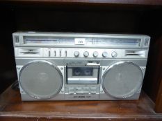 SHARP AUTO PROGRAM STEREO PORTABLE RADIO/CASSETTE TAPE PLAYER, GF8989