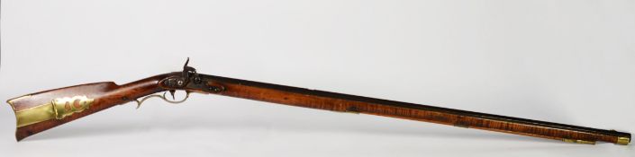 AMERICAN EARLY 19th CENTURY PERCUSSION LONG GUN having full stocked octagonal barrel, 37 1/8in long,