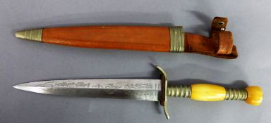 BRAZILIAN FACA DE PONTA DAGGER WITH SOLINGEN BLADE, the diamond section pointed blade etched with
