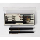 BOXED MODERN PARKER FOUNTAIN PEN with a selection of three nibs and coloured cartridges and TWO