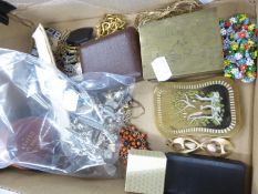 QUANTITY OF COSTUME JEWELLERY TO INCLUDE; MARCASITE JEWELLERY, 9ct GOLD ON SILVER TIE PIN ETC...