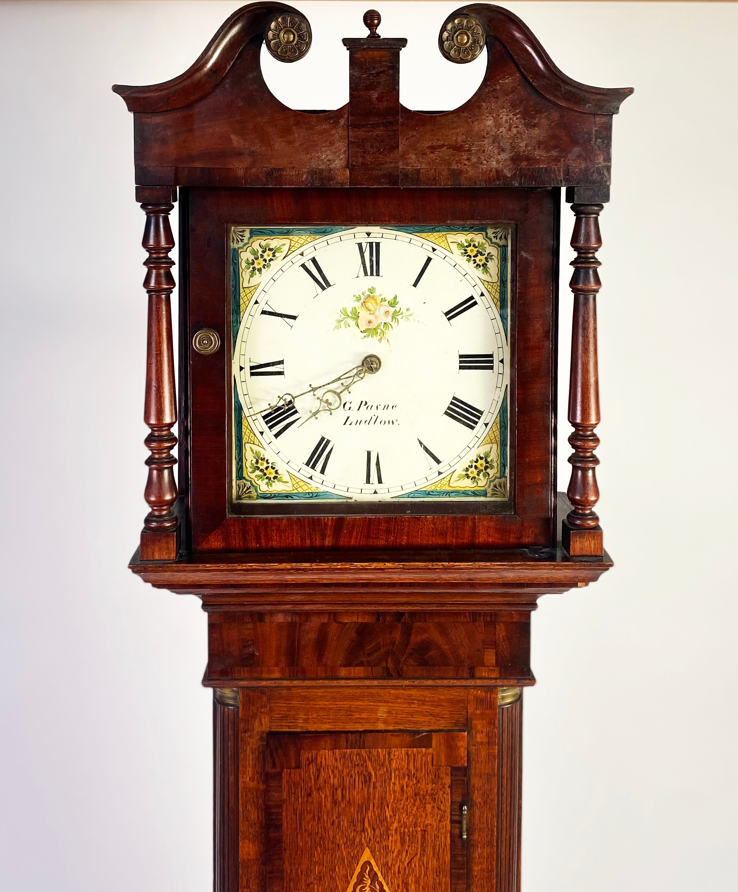 EARLY NINETEENTH CENTURY INLAID OAK AND MAHOGANY CROSSBANDED LONGCASE CLOCK SIGNED G PAYNE,