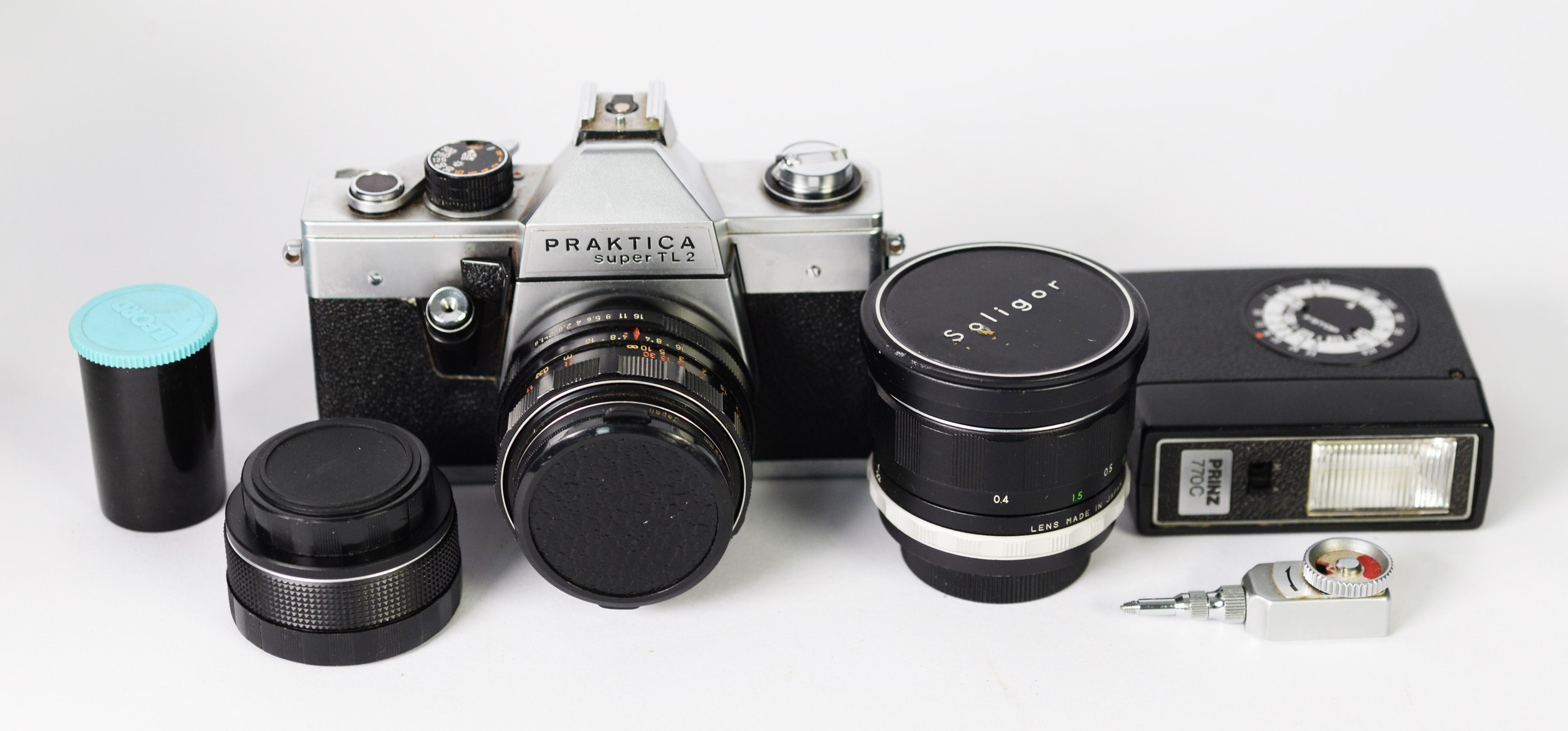 PRAKTICA SUPER TL2 SINGLE LENS REFLEX CAMERA with Pentacon auto 1.8/50 lens and timer attachment,