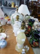 A MINIATURE QUARTZ CARRIAGE CLOCK, TWO CERAMIC VASE TABLE LAMPS AND TWO ALABASTER TABLE LAMPS AND