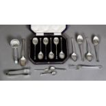 CASED SET OF SIX INTER-WAR YEARS SILVER TEASPOONS, SHEFFIELD 1923, also a SET OF FOUR TEASPOONS,