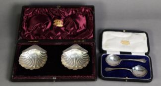 CASED PAIR OF VICTORIAN SILVER SHELL SHAPED BUTTER DISHES, Sheffield 1894, lacking knives and the
