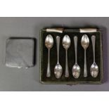 SET OF SIX ART DECO SILVER COFFEE SPOONS, with fan engraved handles, Sheffield 1955, in case and a