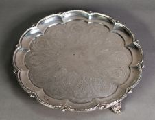 VICTORIAN ENGRAVED SILVER SALVER BY THE BARNARD BROTHERS, with beaded edged to the scallop moulded