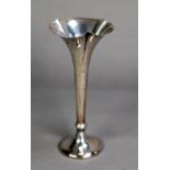 EDWARD VII WEIGHTED SILVER SMALL TRUMPET VASE, with beaded and lobated border, 5 ½” (14cm) high,