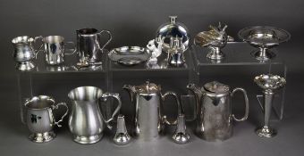 MIXED LOT OF ELECTROPLATE, to include: ELKINGTON NUT DISH WITH SQUIRREL PATTERN HANDLE, in