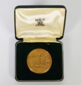 ROYAL MINT 1973 SOUVENIR TOKEN, to commemorate H.M. Royal Palace and Fortress of the Tower of London