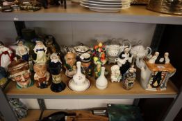 A MIXED LOT OF CERAMICS TO INCLUDE; NOVELTY TEAPOTS, TOBY JUGS, ALHAMBRA STYLE CASE WITH PAINTED