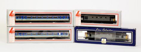 LIMA ITALY, OO GAUGE MINT AND BOXED CLASS 33 DIESEL LOCOMOTIVE - Captain Bill Smith R.N.R., window
