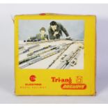 MINT AND BOXED TRI-ANG RAILWAYS TT GAUGE T.10 ELECTRIC GOODS TRAIN SET C/R- flaps to lid of box un-