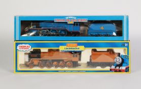 HORNBY OO MINT AND BOXED AS NEW THOMAS AND FRIENDS 4-6-2 LOCOMOTIVE AND TENDER - Gordon and 4-8-0