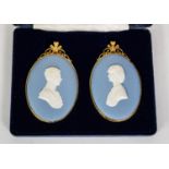 CASED PAIR OF WEDGWOOD BLUE JASPERWARE LIMITED EDITION CHARLES AND DIANA ROYAL COMMEMORATIVE
