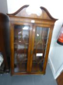 AN EDWARD VII WALNUT ASTRAGALLY GLAZED WALL DISPLAY CABINET OF SMALL PROPORTIONS, 3'6" high x 2'
